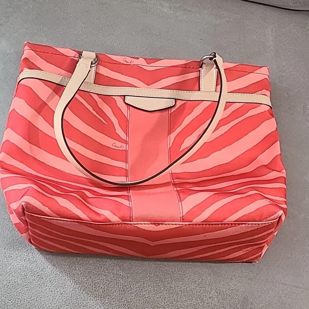 Coach Coral Orange Zebra Print Canvas & Leather Tote‎ Bag Worn Used Vtg